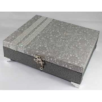 Caixa de Relógio e óculos -...